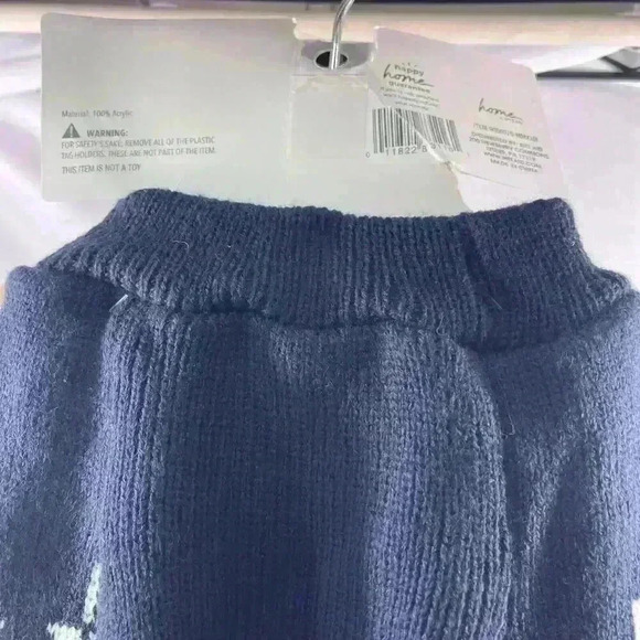 Large 16” L Christmas Reindeer Stars Dog Sweater - Picture 9 of 9